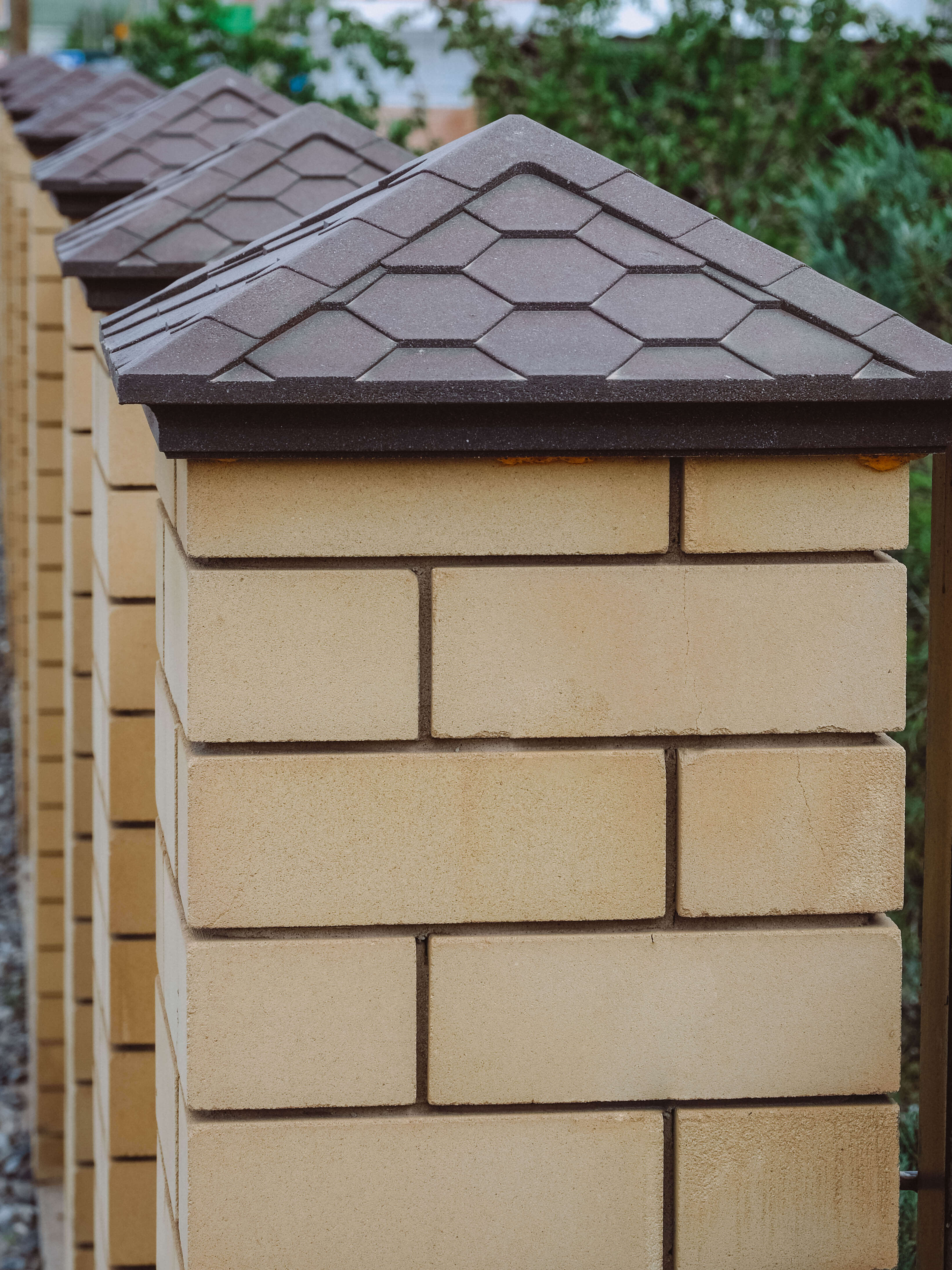 Колпак Zking Эверест Коричневый на столб 1.5х1.5 кирпича (390х390мм) в Геленджике фото