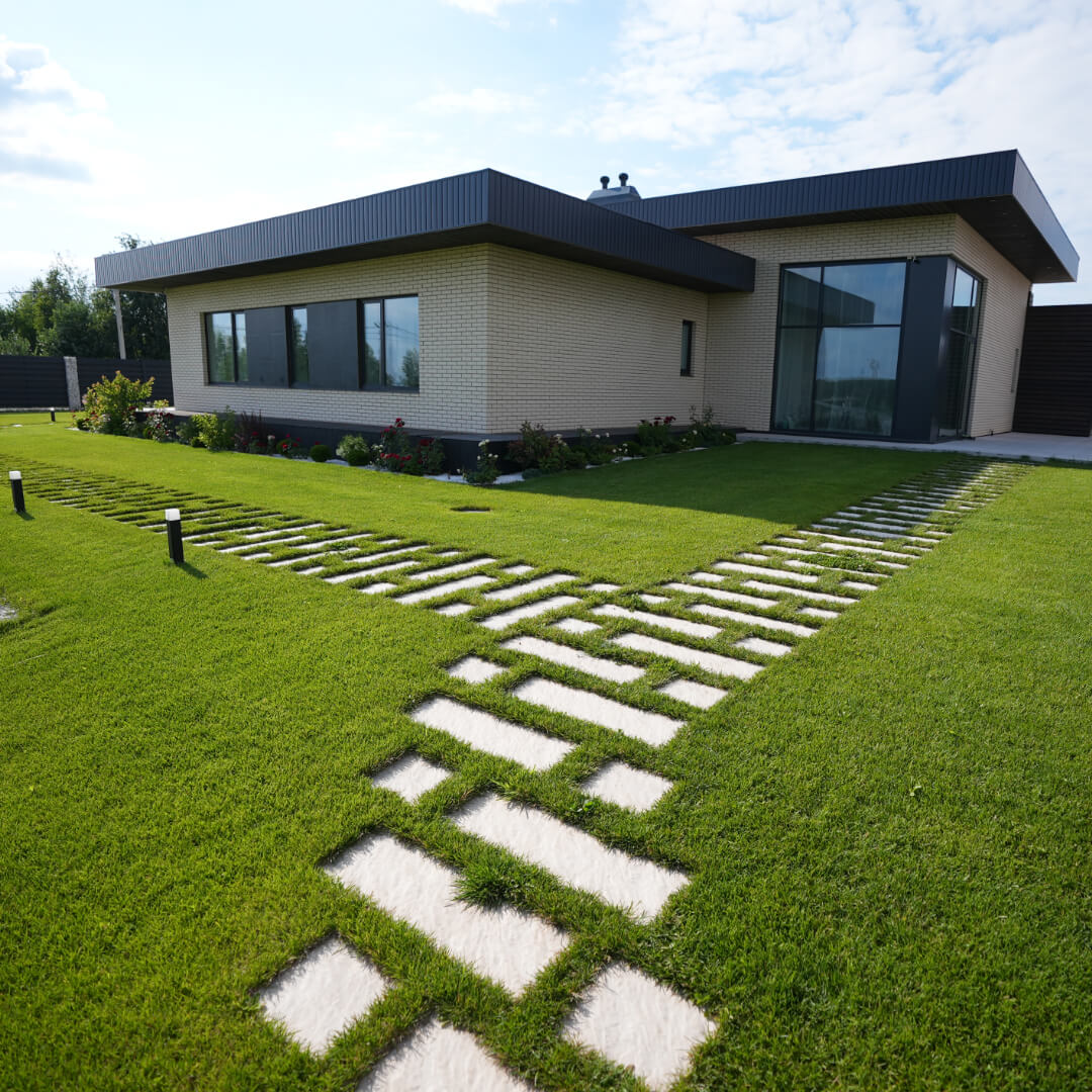 Шаговая плита STONE Светлая Галька 990х330х55мм в Геленджике фото