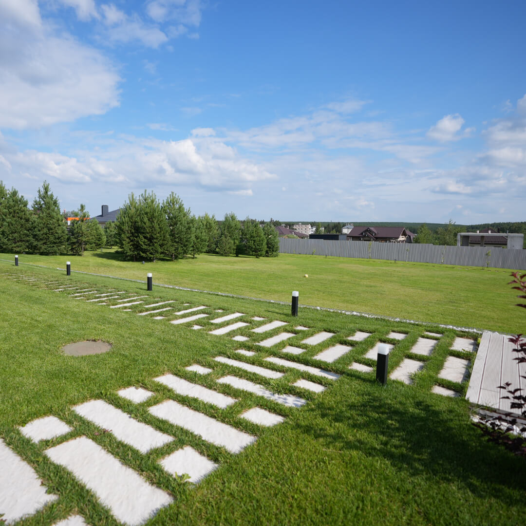 Шаговая плита STONE Светлая Галька 990х330х55мм в Геленджике фото